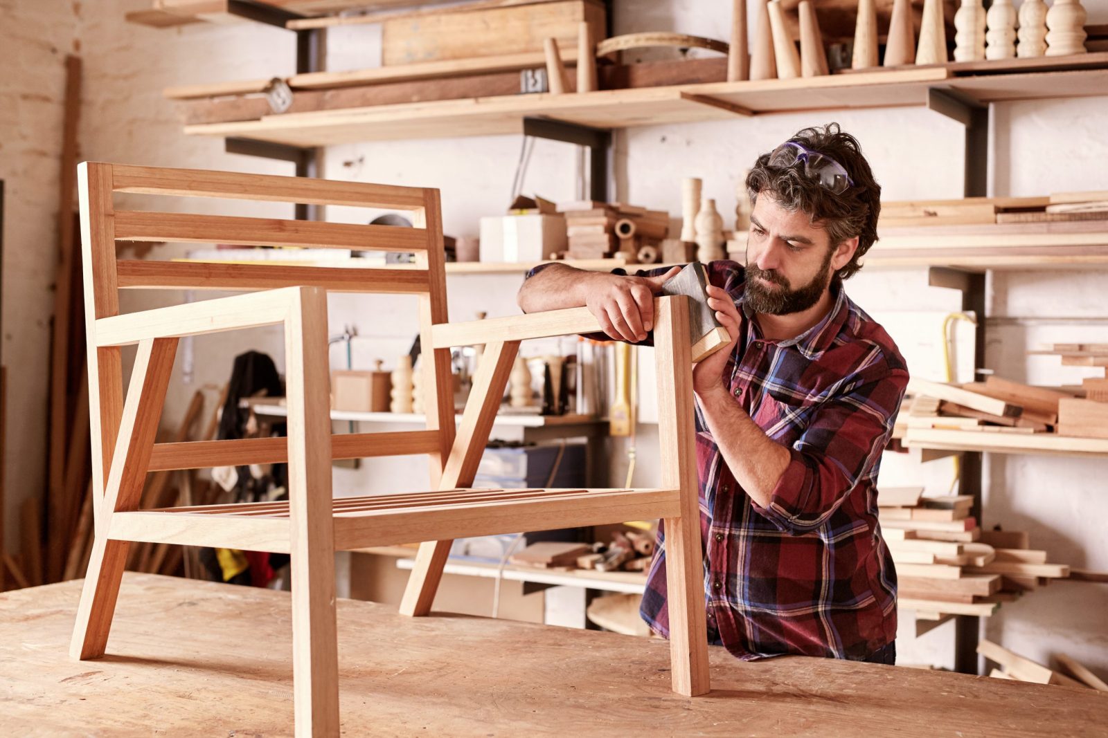 1523715893_how-to-start-a-furniture-business-scaled-1